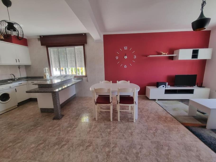 شقة Casa En Chapela ريدونديلا المظهر الخارجي الصورة